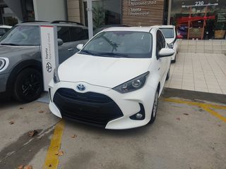 Toyota Yaris 2021 1.5 HYBRID