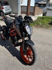 KTM 125 Duke 2022