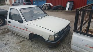 Διάφορες καμπίνες TOYOTA-thumb-16