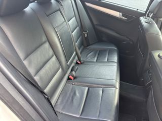 Mercedes-Benz C 200 2008-thumb-9