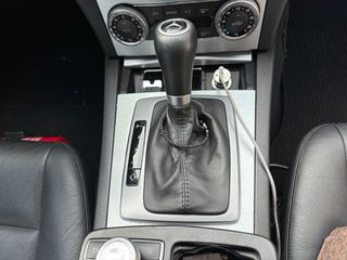 Mercedes-Benz C 200 2008-thumb-10