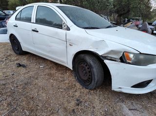 Mitsubishi Lancer 2011-thumb-2