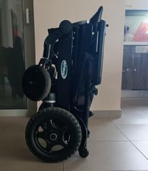 Ηλεκτρικό αμαξίδιο ελαφρού τύπου