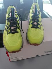 Saucony endorphin carbon trail-thumb-3