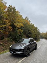 Porsche Cayenne 2021