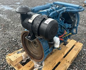 DEUTZ D 2011 L02 I SAE4 V10" RPM1800 (Unused) Engine - Deutz F3M2011-thumb-10