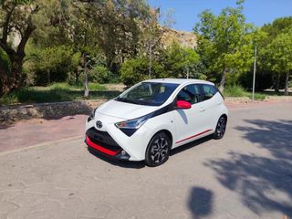 Toyota Aygo 2018 1.0 VVT-i X-Play Connent-thumb-2