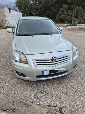 Toyota Avensis 2005
