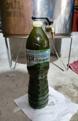 1,5 lt (6€το λιτρο) , έξτρα Παρθένο ελαιόλαδο Λακωνιας φετινο