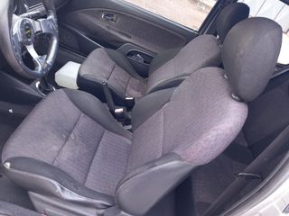Citroen Saxo vts 16v 1600cc nfx 1999-2004	Καθίσματα- Σαλόνι και Ζώνες