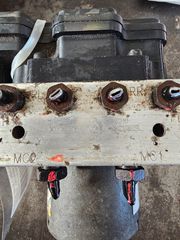 ΜΟΝΑΔΑ ABS Hyundai I30 A6589-20500 58920-A6210