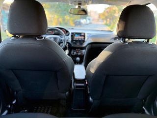 Peugeot 208 2019 1.2 PURETECH 82 ACTIVE Blue Lease-thumb-50