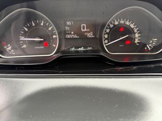 Peugeot 208 2018 1.2 PURETECH 68 LIKE-thumb-68