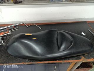 Σέλα pcx 150 2012