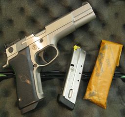 SMITH & WESSON PERFORMANCE CENTER TARGET CHAMPION  .40 S&W