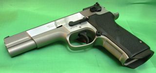SMITH & WESSON PERFORMANCE CENTER TARGET CHAMPION  .40 S&W-thumb-7