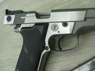 SMITH & WESSON PERFORMANCE CENTER TARGET CHAMPION  .40 S&W-thumb-41
