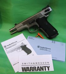 SMITH & WESSON PERFORMANCE CENTER TARGET CHAMPION  .40 S&W-thumb-14