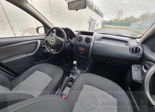 Dacia Duster 2016-thumb-3