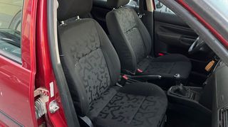 Volkswagen Bora 2000 1.6 102hp-thumb-19