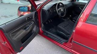 Volkswagen Bora 2000 1.6 102hp-thumb-20