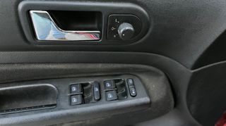 Volkswagen Bora 2000 1.6 102hp-thumb-21