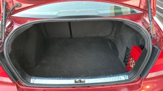 Volkswagen Bora 2000 1.6 102hp-thumb-29