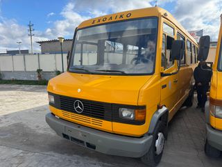 Mercedes-Benz 1994 709-thumb-2