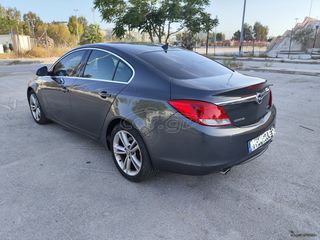 Opel Insignia 2011-thumb-5