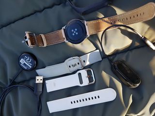 smartwatch  samsung sm-r500-thumb-1