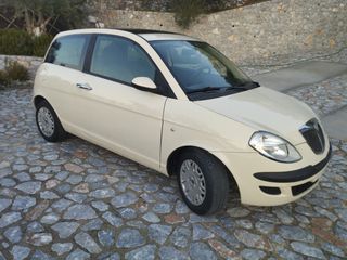 Lancia Ypsilon 2004 Panorama