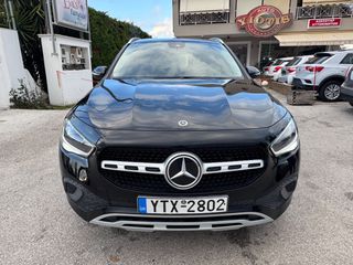 Mercedes-Benz GLA 180 2021 D URBAN 7G-DCT