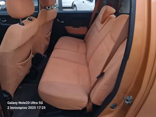 Opel Agila 2003-thumb-16