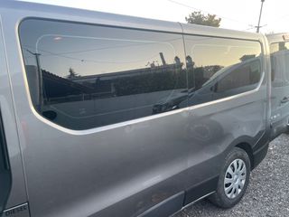 Opel Vivaro 2015-thumb-21