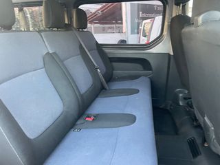 Opel Vivaro 2015-thumb-22