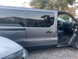 Opel Vivaro 2015-thumb-30