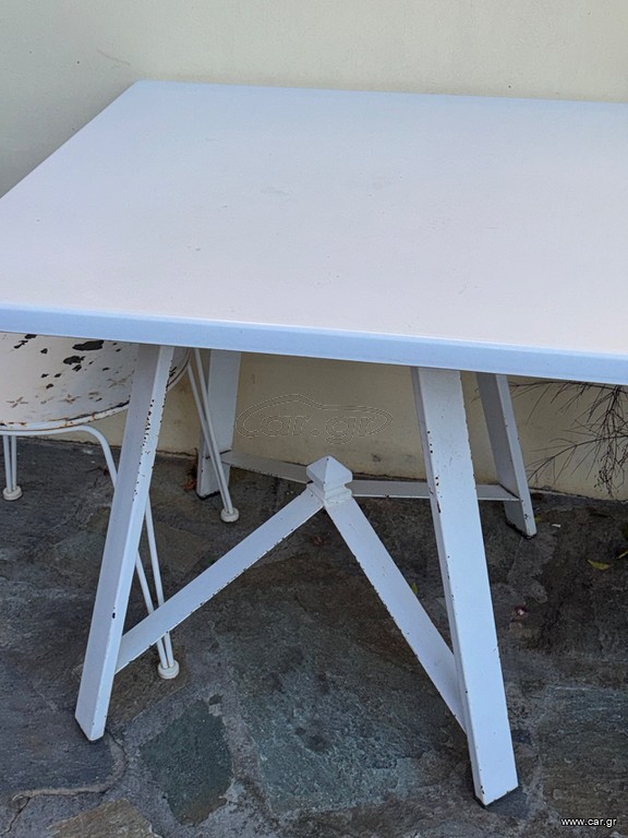 Τραπέζια εξωτερικού χώρου