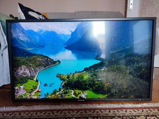 Μόνιτορ Panasonic public display