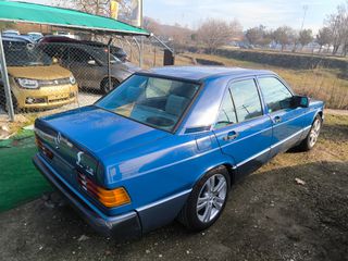 Mercedes-Benz 190 1991 190 E 1,8-thumb-5
