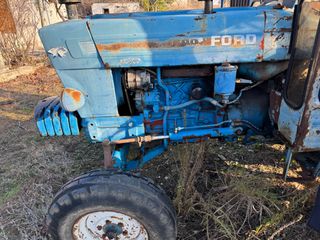 Τρακτέρ Ford 1970 5000 με κινητήρα New Holland 86Hp