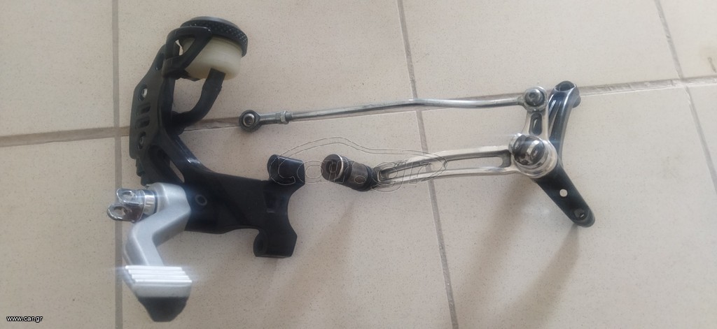 Rear sets Sportster