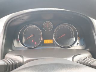 Opel Antara 2007 2.0 turbo-thumb-13