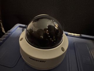 Hikvision DS-7604NI-K1/4P(B)-thumb-1