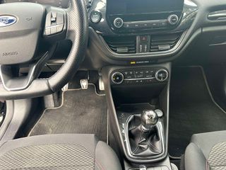 Ford Fiesta 2018 ST LINE DIESEL-thumb-9