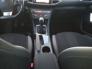 Peugeot 308 2016 1.2 e-THP Style-thumb-36