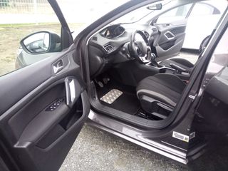 Peugeot 308 2016 1.2 e-THP Style-thumb-54