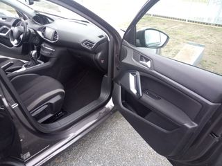 Peugeot 308 2016 1.2 e-THP Style-thumb-55