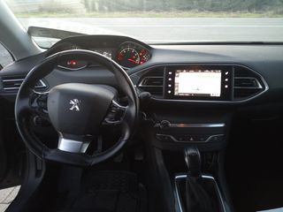 Peugeot 308 2016 1.2 e-THP Style-thumb-26
