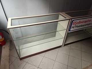 βιτρίνες καταστήματος , γραφείο ,.βιβλιοθήκη-thumb-1