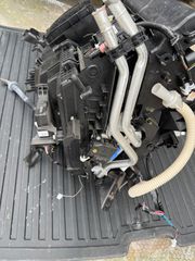 Τoyota Yaris 18 HYBRID Διακοπτες Κλιματισμου κλπ-thumb-4